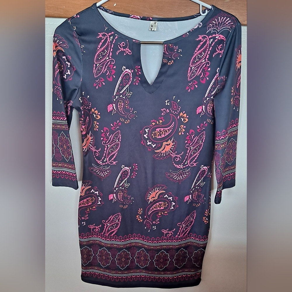 Women's dress size M stretchy